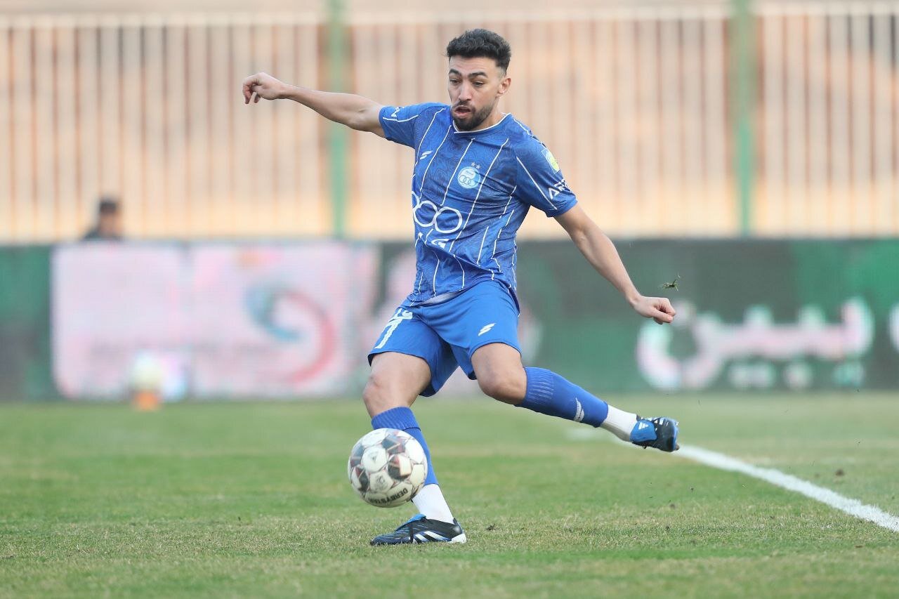 عکس| رونمایی مونیر از مدل موی جدید در تمرین استقلال عکس| رونمایی مونیر از مدل موی جدید در تمرین استقلال