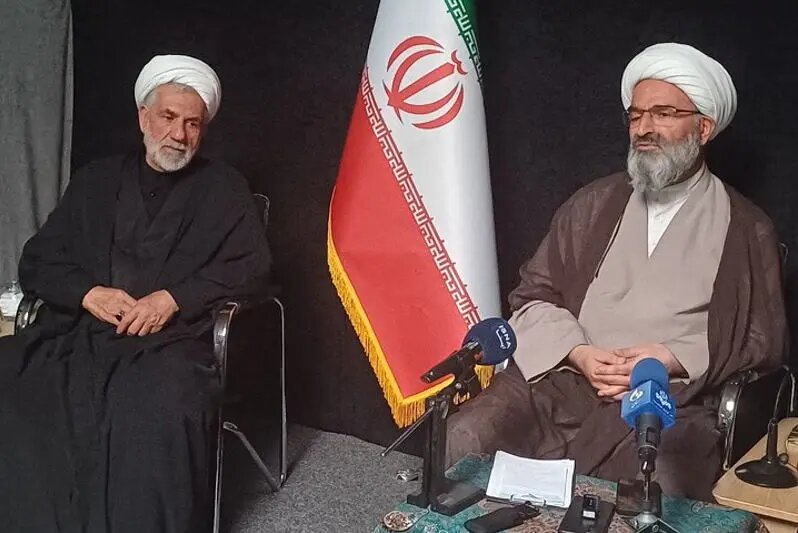انتقاد تند نماینده ولی فقیه از سخنان باقر خرازی با اشاره به پیشینه او؛ این سخنان از کجا نشأت میگیرد؟/ چه اتفاقی افتاده که اینها وارد میدان شدند؟! انتقاد تند نماینده ولی فقیه از سخنان باقر خرازی با اشاره به پیشینه او؛ این سخنان از کجا نشأت میگیرد؟/ چه اتفاقی افتاده که اینها وارد میدان شدند؟!